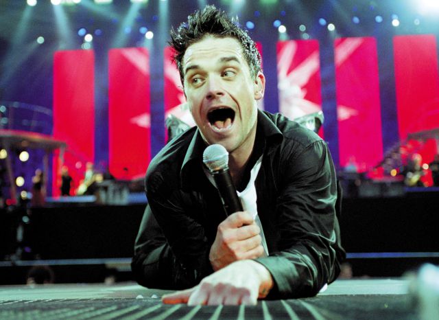 La historia de 'Feel', la canción con la que Robbie Williams luchó contra la depresión